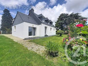 Maison à HENGOAT