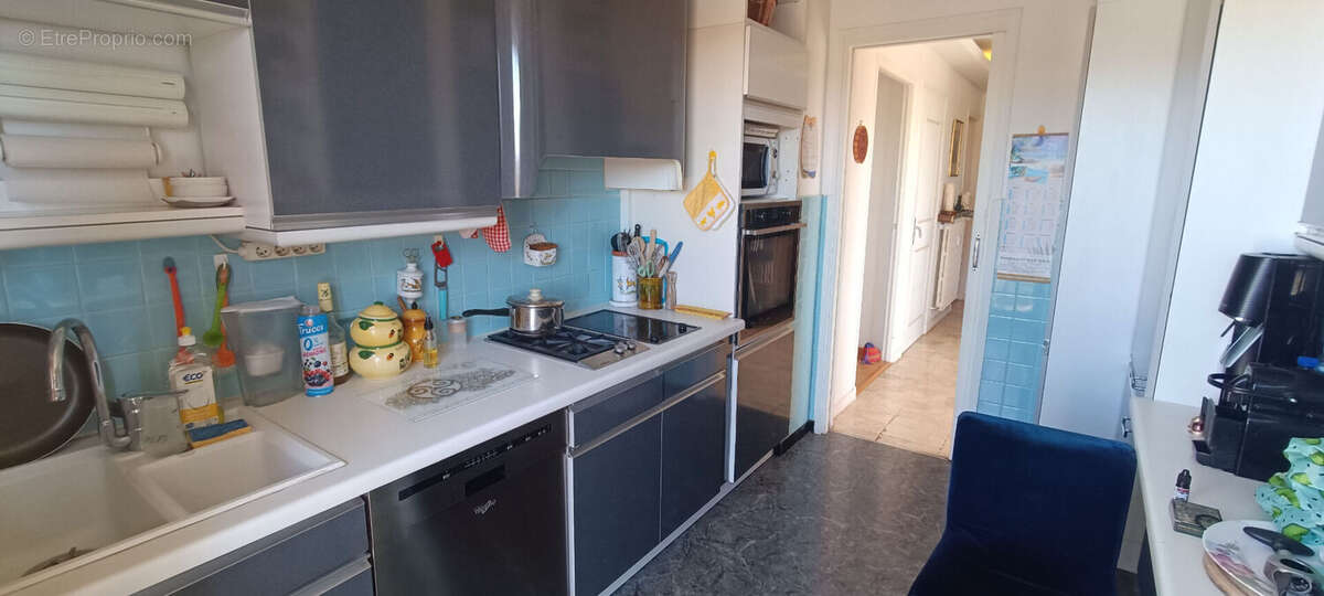 * Bord De Mer * Vue Mer Panoramique * APPARTEMENT  5 Pièces avec 3 Chambres * (83500) LA SEYNE SUR MER * - photo 10