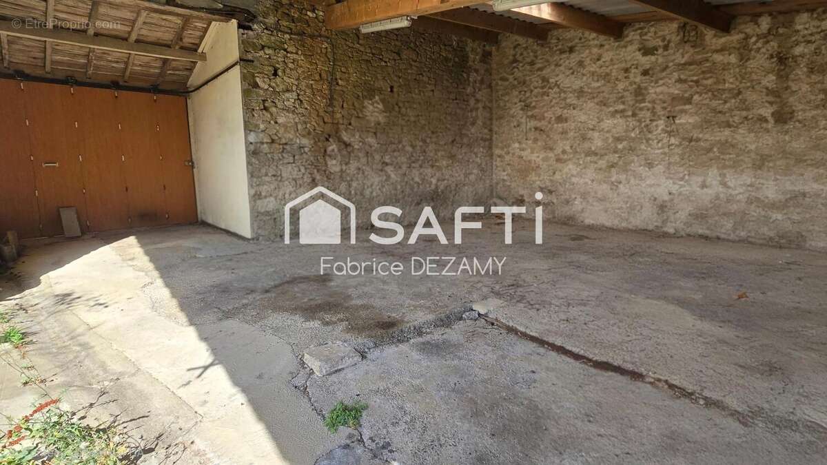 Maison 160 m² à Moutiers-Sur-Le-Lay  - photo 8
