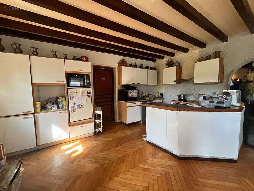 Maison Fournets-luisans 10 pièce(s) 950 m2 - photo 2