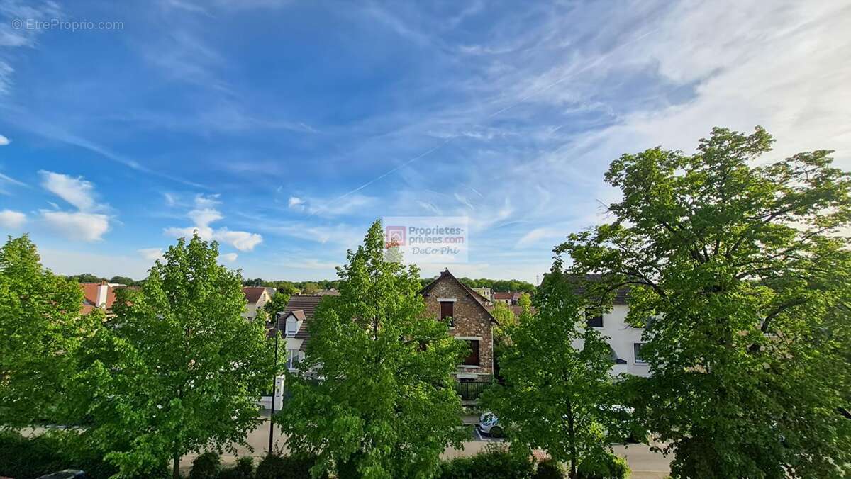 Appartement à SAINT-CYR-L'ECOLE