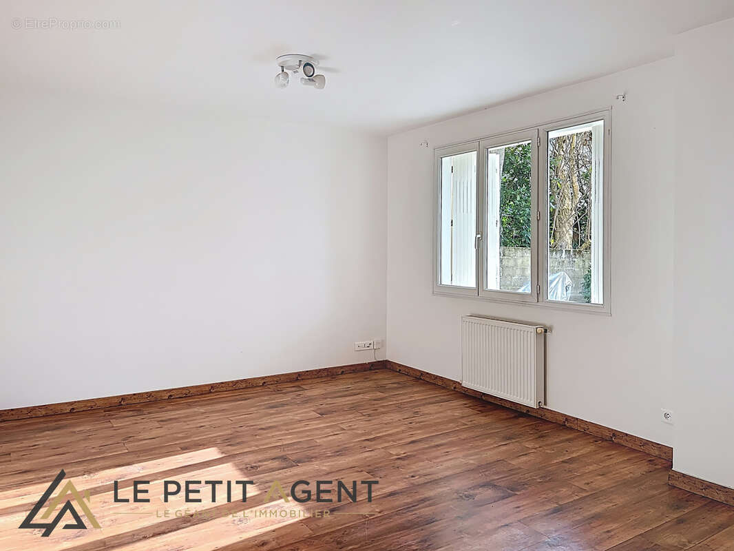 Appartement à LE BOUSCAT
