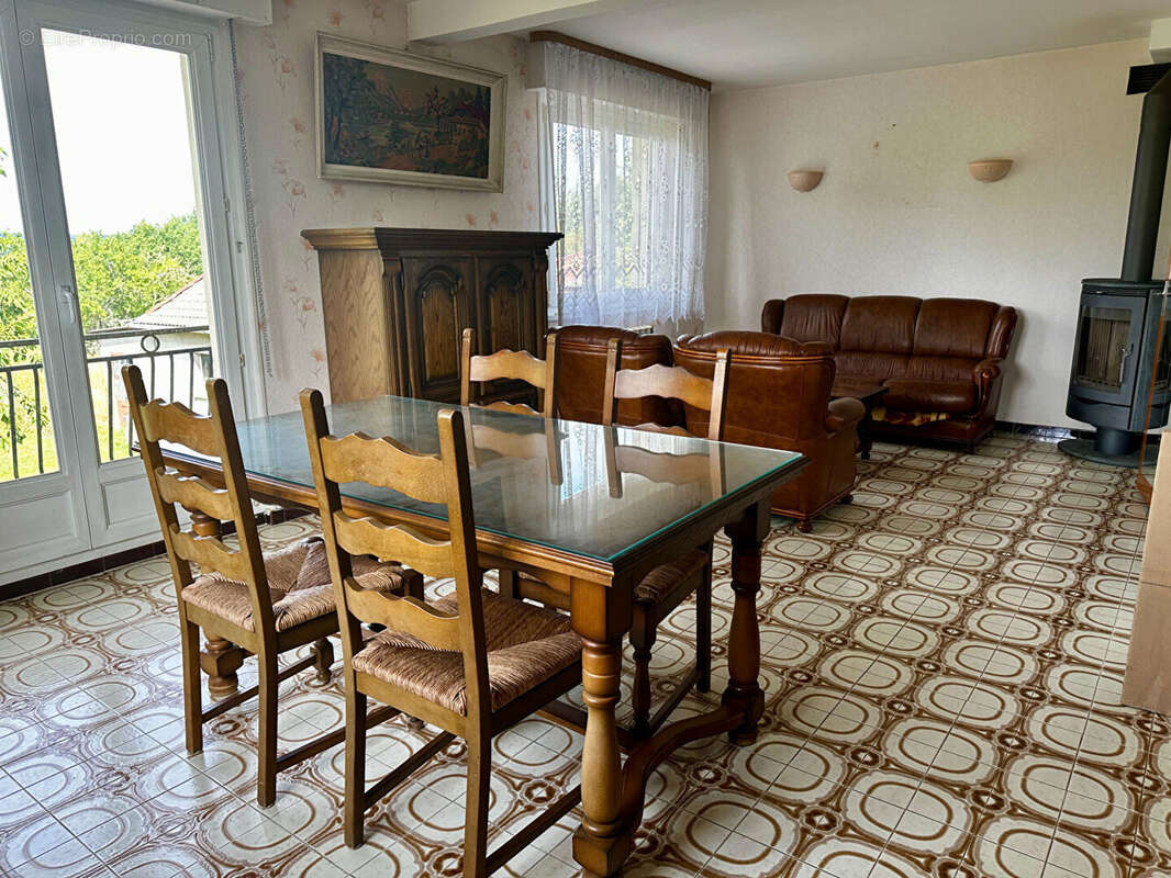 Maison à THAON-LES-VOSGES