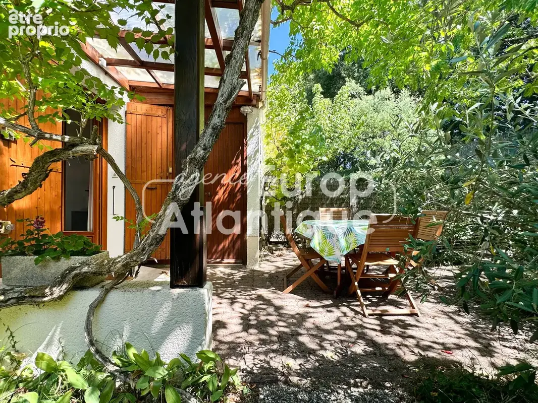 Maison mitoyenne d'angle de 43m2 utiles- Résidence calme - LA PALMYRE - photo 2