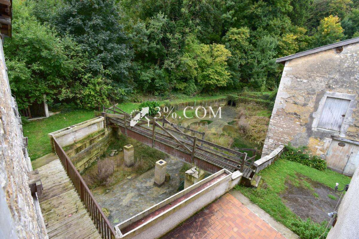 Maison à MAXEY-SUR-VAISE