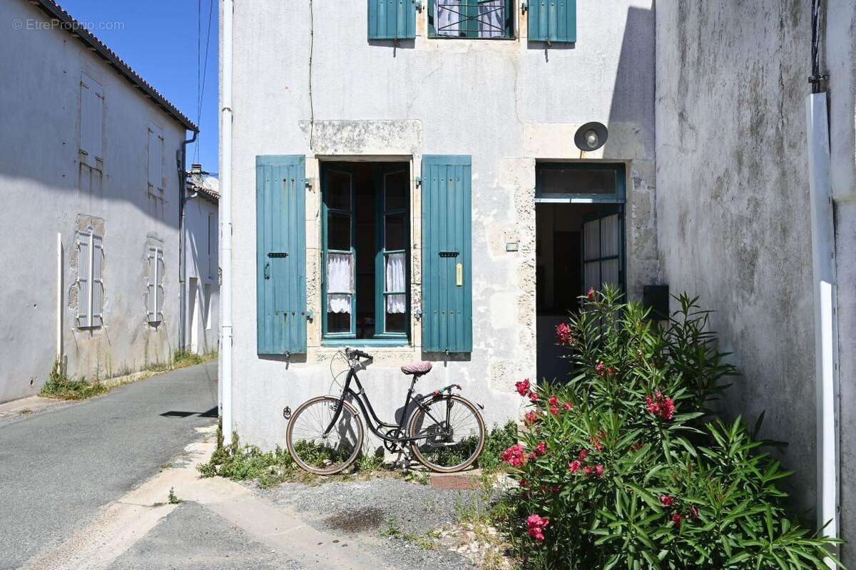 Typique maison de village À Vendre - photo 11