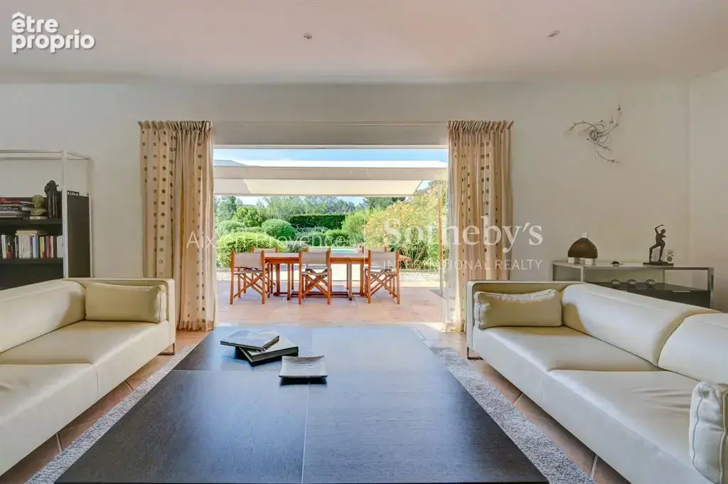 Maison d'exception - 280 m² à vendre à proximité d'Aix-en-Provence - photo 2
