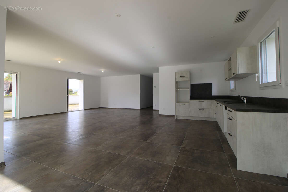 Maison à SAINT-JEAN-LE-VIEUX