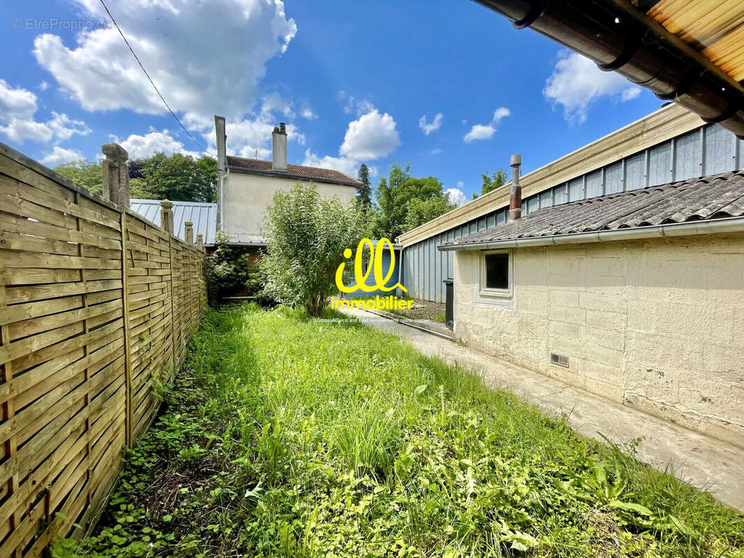 Maison 125 m² à Charleville-Mezieres  - photo 4