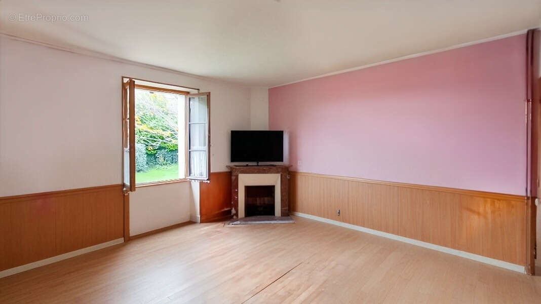 Maison à SAINT-BENOIT-DU-SAULT