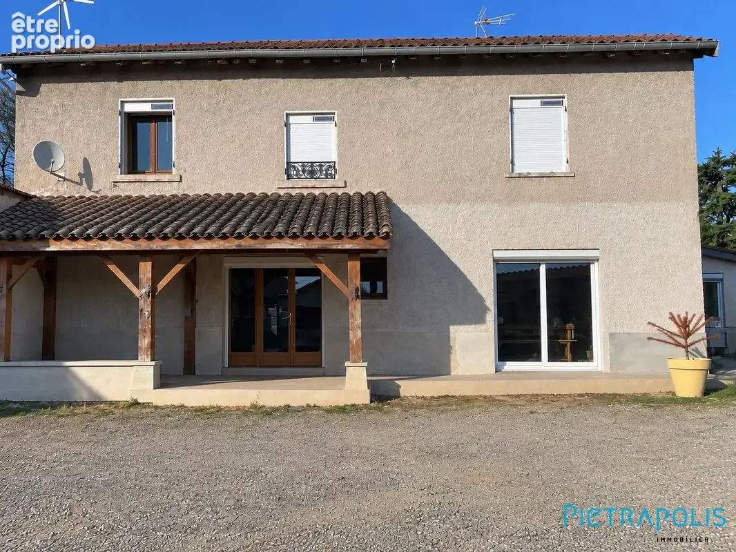 Maison 9 pièces 210 m² à vendre à Genay (69730) - photo 4
