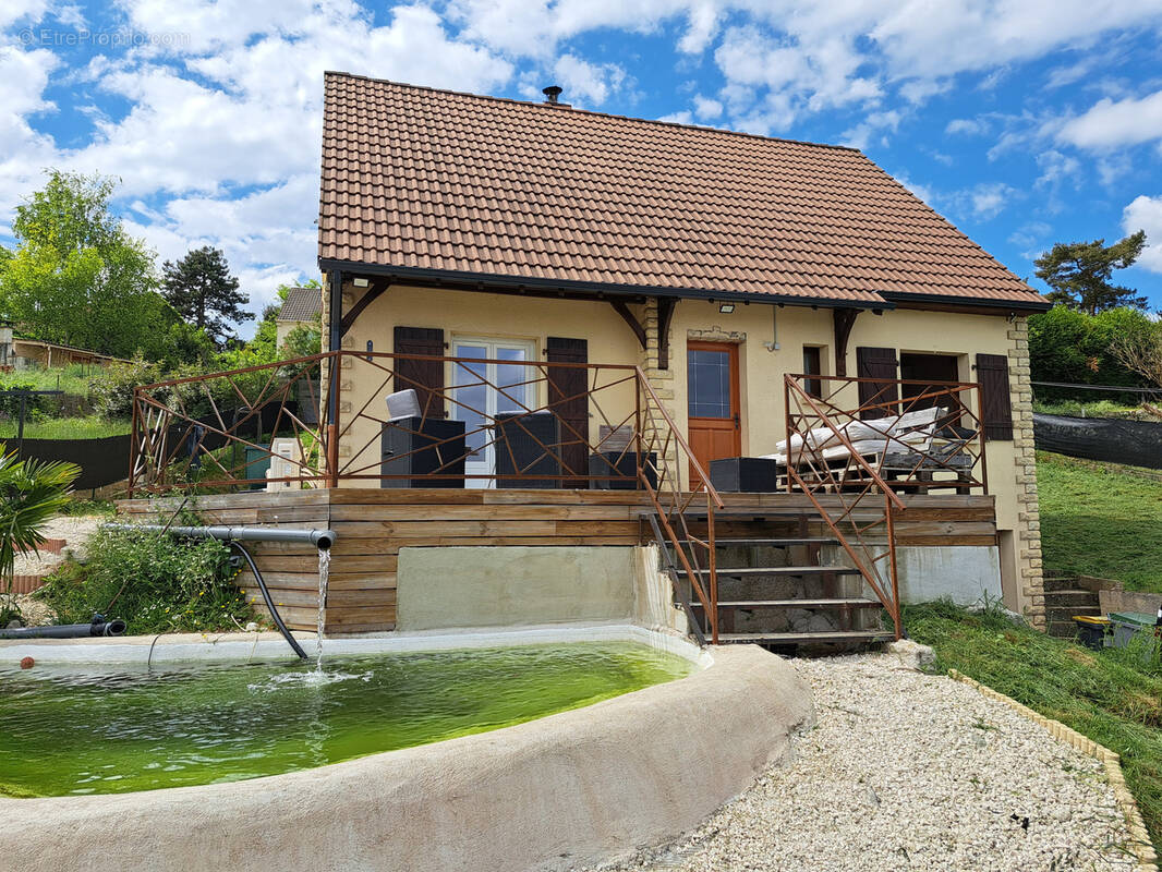 Maison à PONT-SUR-YONNE