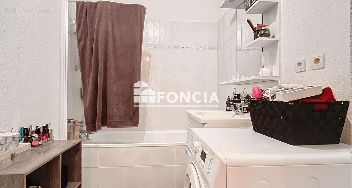 Appartement à SAINT-GEORGES-DES-GROSEILLERS