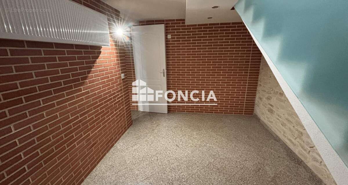 Maison à PARAY-VIEILLE-POSTE