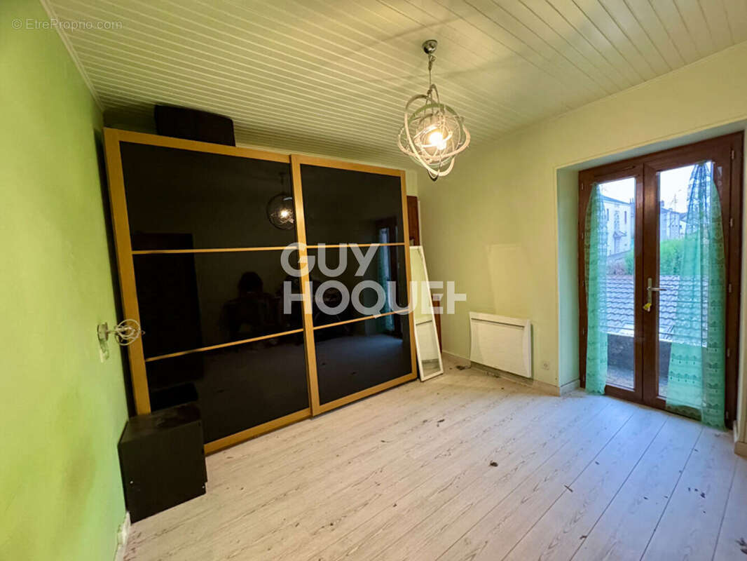 Maison à LE CREUSOT