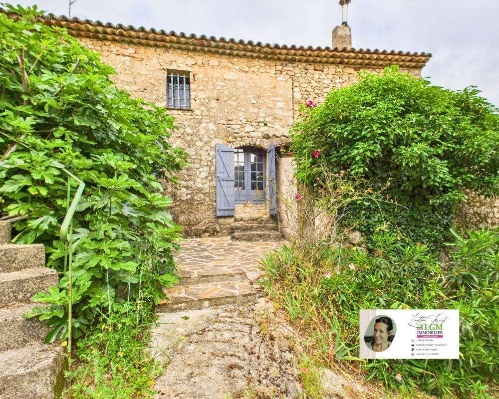 Maison à PLAN-DE-LA-TOUR