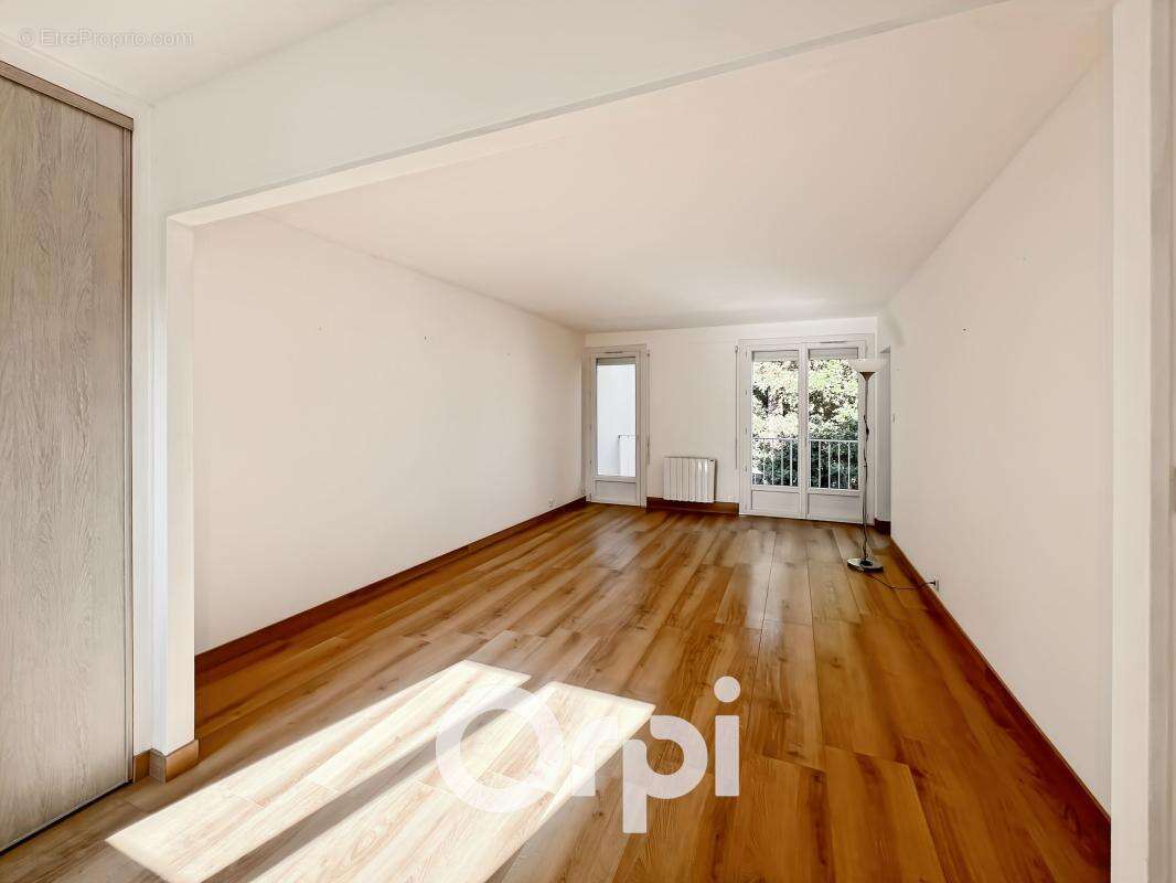 A Vendre à Jard-sur-Mer - Appartement 50 m²  À deux pas du centre ville et de la plage - photo 4