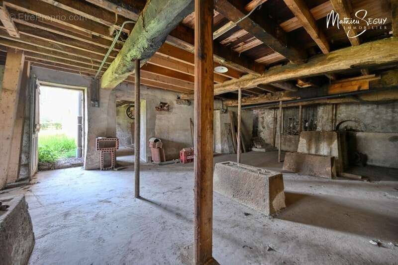 Maison à MESSIMY