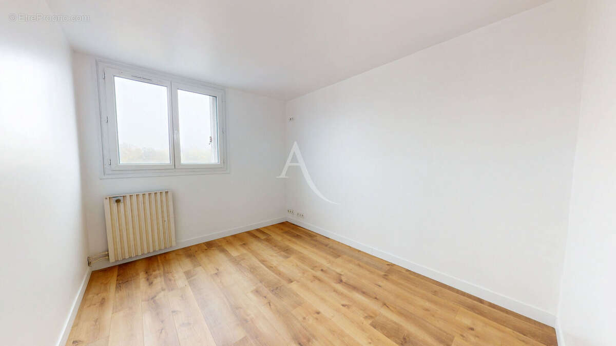 Appartement à CHILLY-MAZARIN