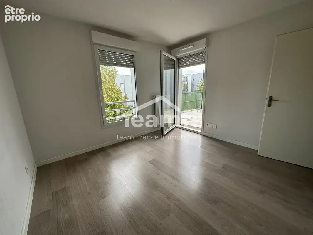 Appartement 68 m² à Begles  - photo 4