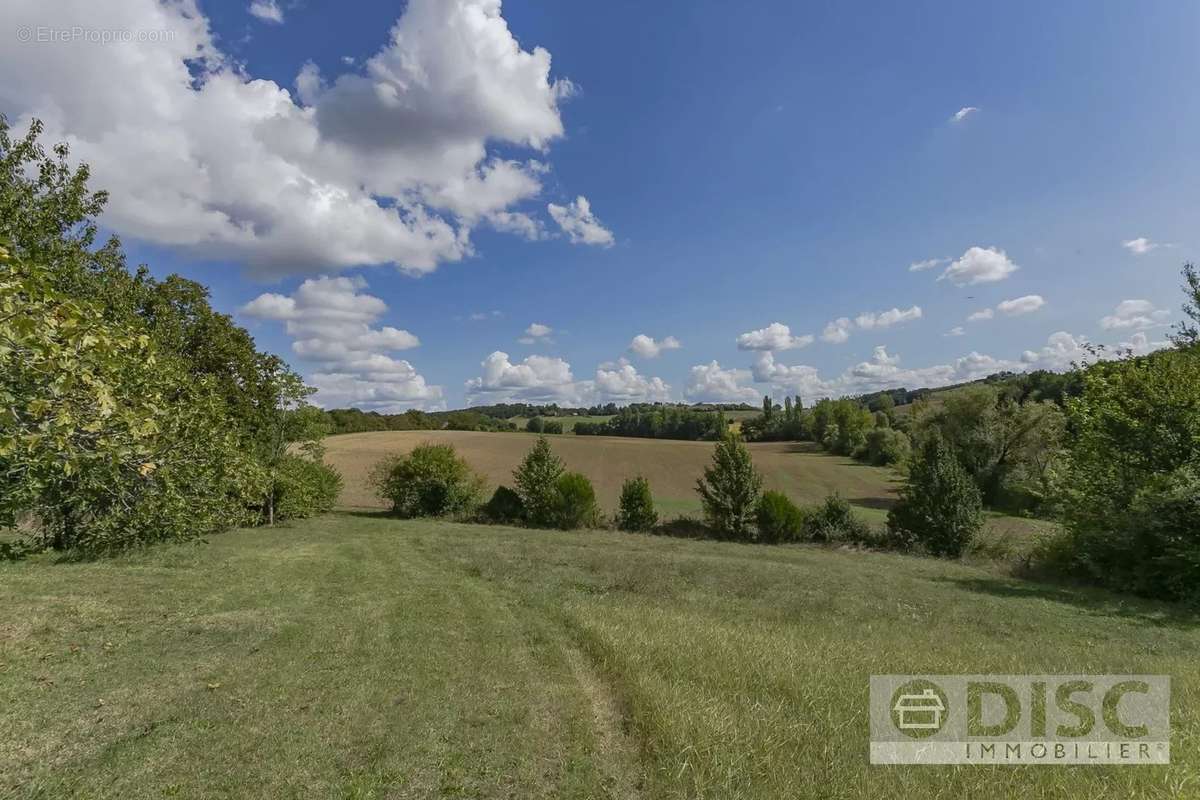 Maison à MONTFERMIER