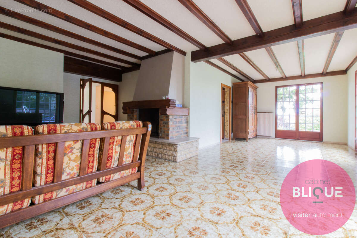 Maison à LAITRE-SOUS-AMANCE