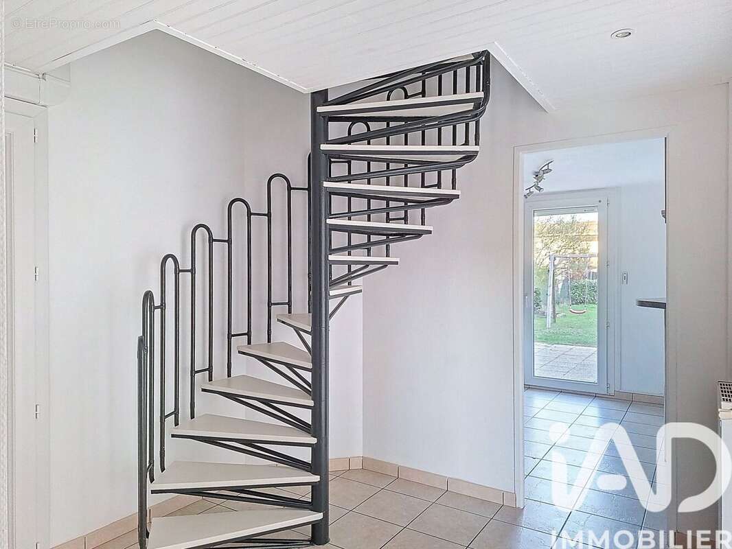 Photo 7 - Maison à LESIGNY