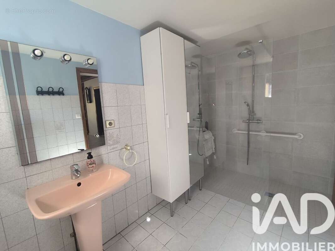 Photo 4 - Maison à LA ROCHETTE
