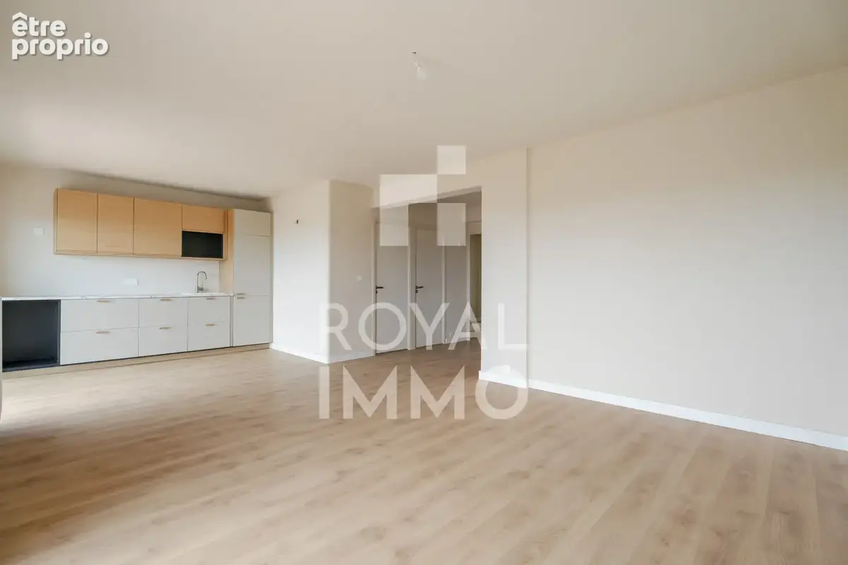 TOULON Bas Faron / Claret - Appartement T3 entièrement rénové dans résidence au calme - photo 4
