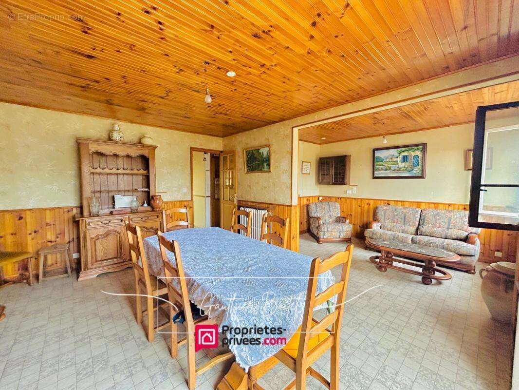 Maison à COULOMMIERS