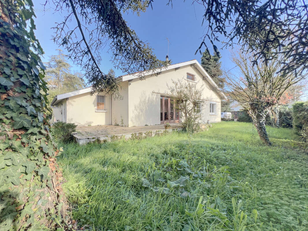 Maison à VILLENAVE-D'ORNON