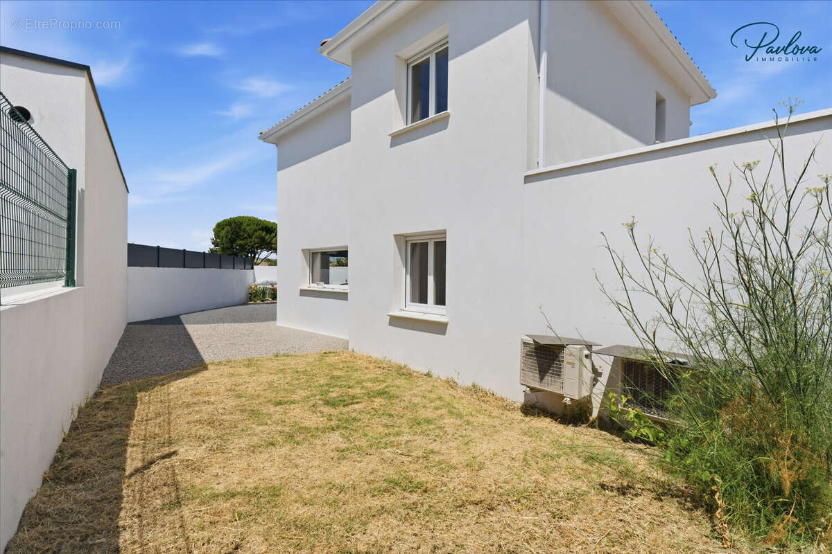 Maison 115 m² à Fabregues  - photo 8
