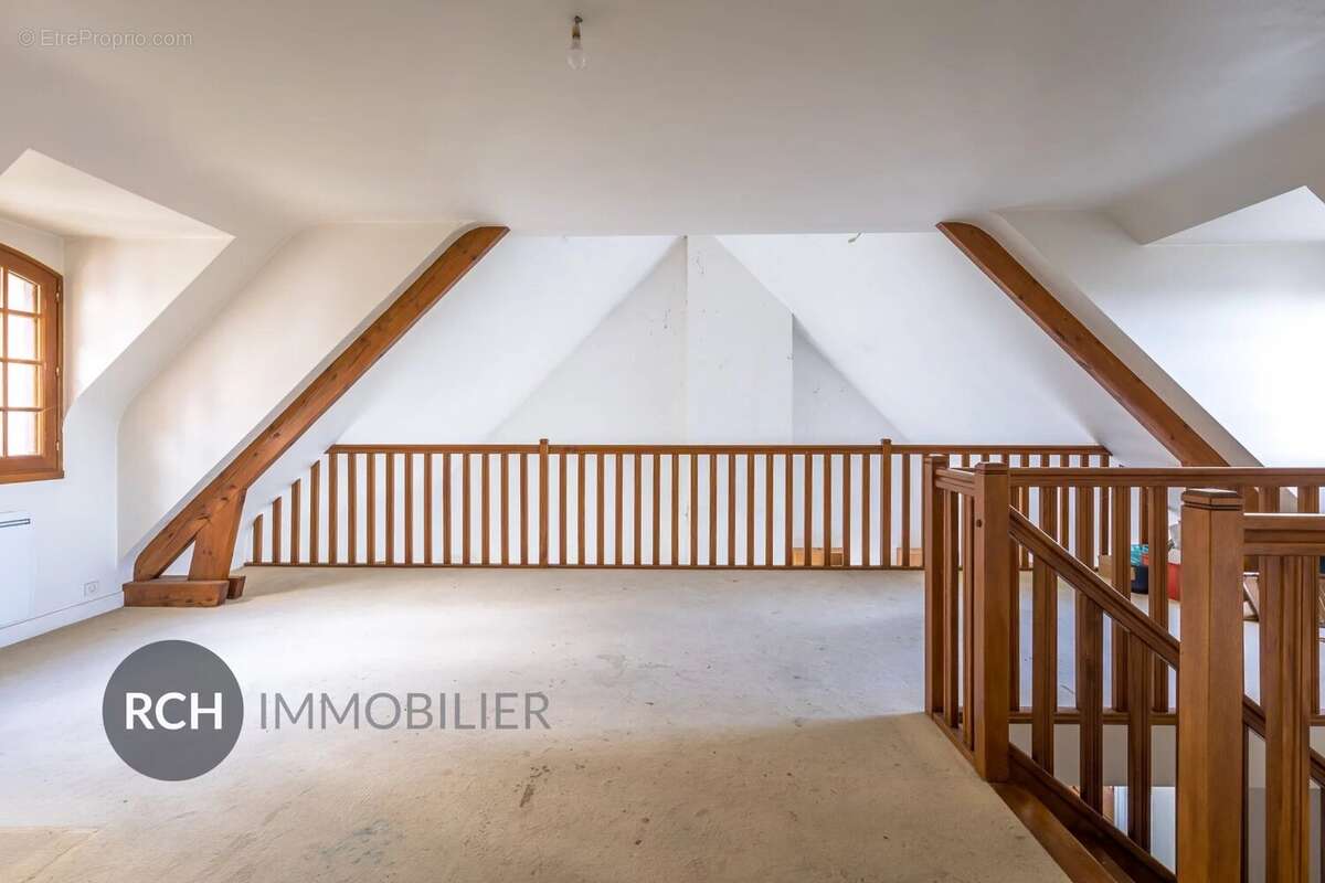 Maison à MONTFORT-L&#039;AMAURY