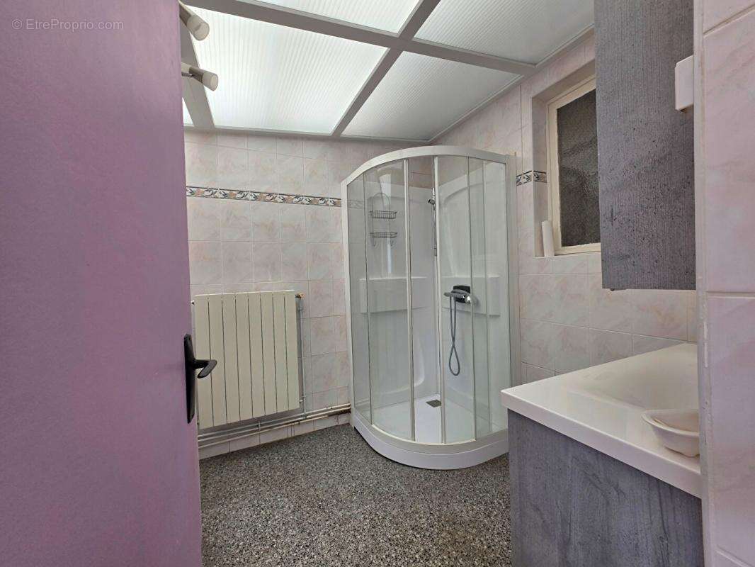 Maison à SAINT-QUENTIN