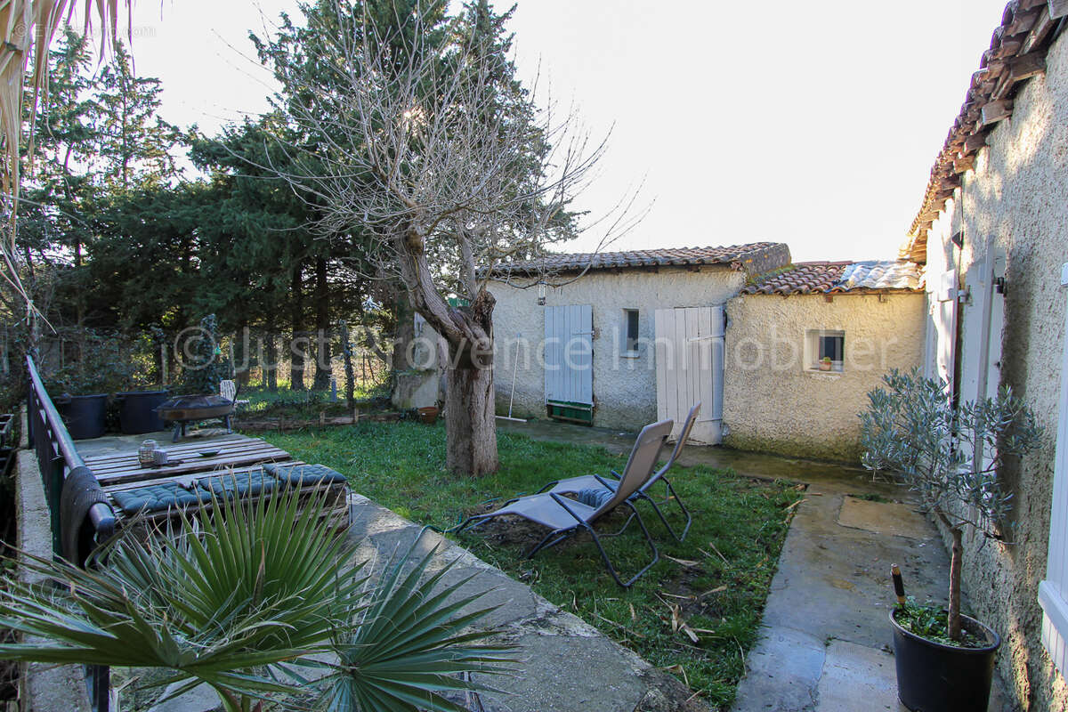 Maison à VAISON-LA-ROMAINE