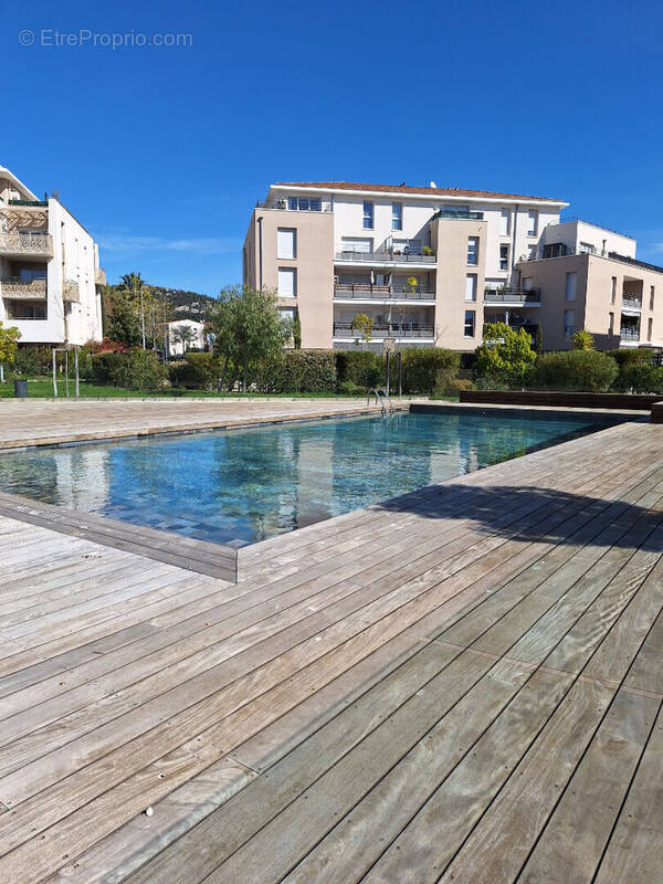 Appartement à HYERES