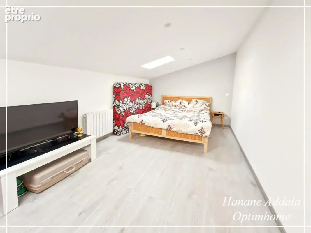 Maison familiale 6 chambres, jardin, garage + duplex loué 600 €/mois Centre de Saint-Just-en-Chaussée (Oise) - photo 21
