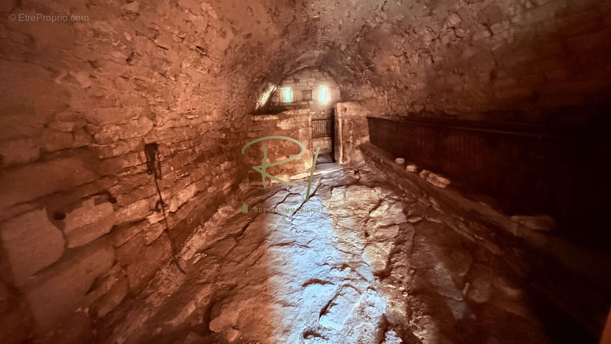 Maison à ORGNAC-L&#039;AVEN