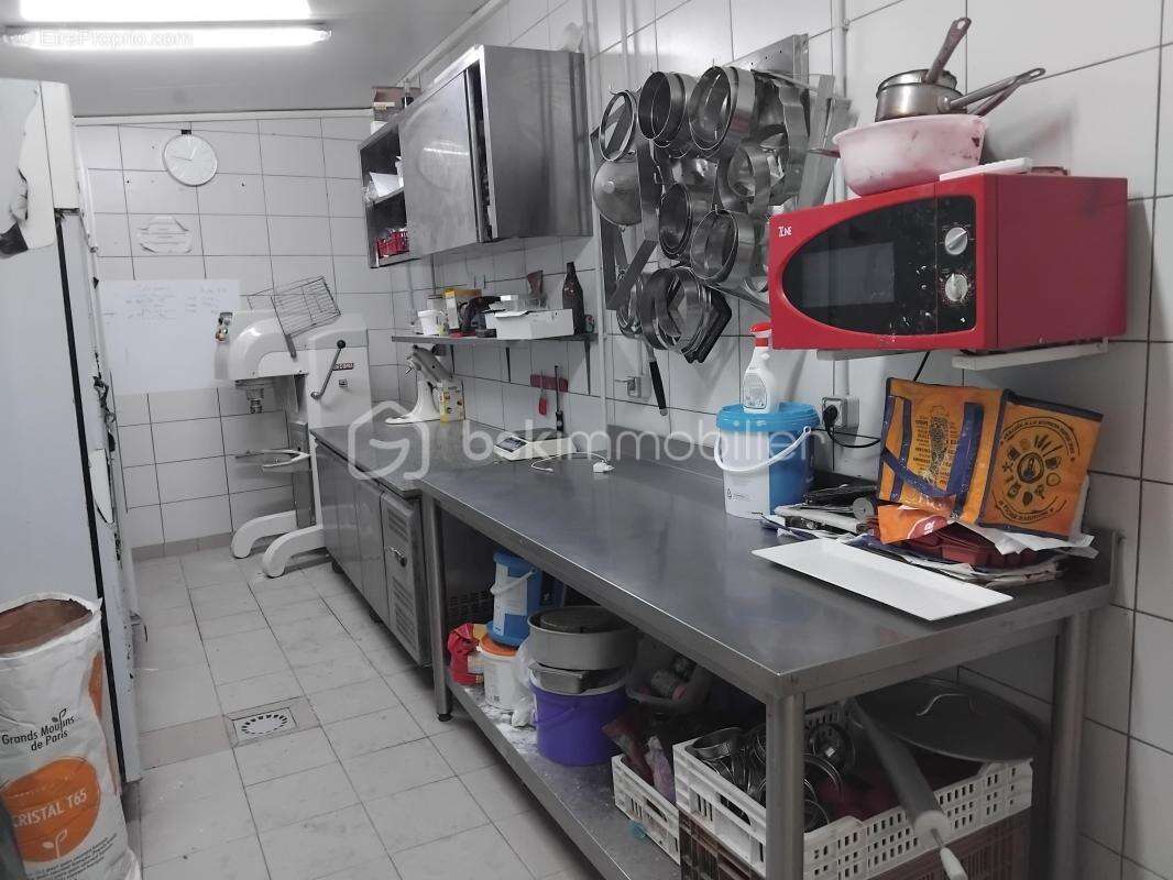 Commerce à SAINT-PIERRE