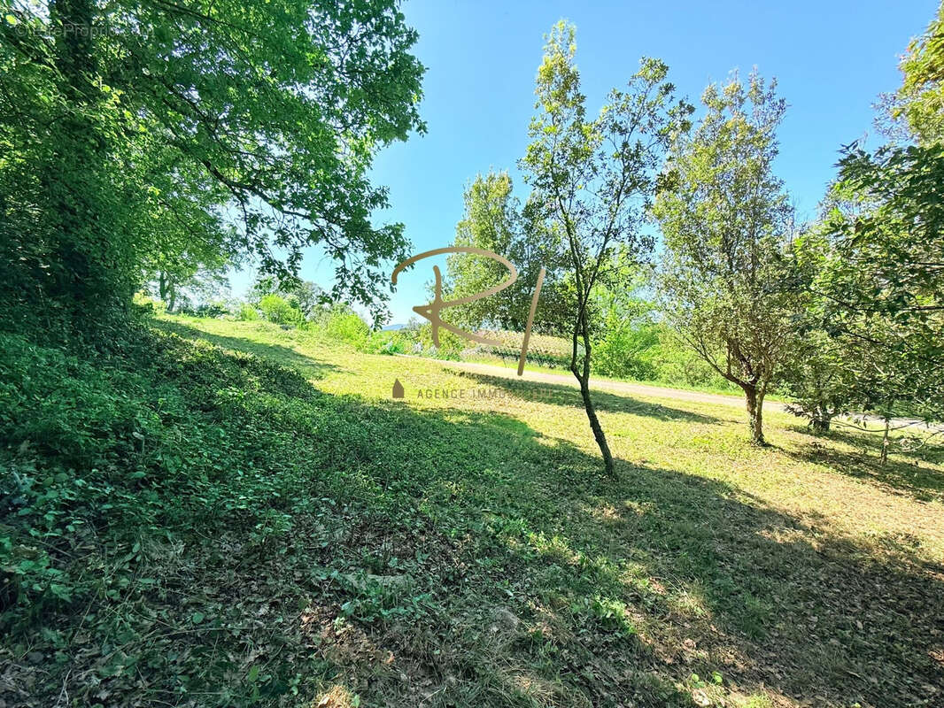Superbe terrain à bâtir de 820 m2 avec très jolie vue - photo 3