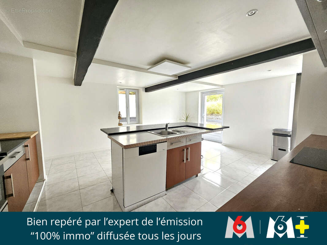 Maison à RAINNEVILLE