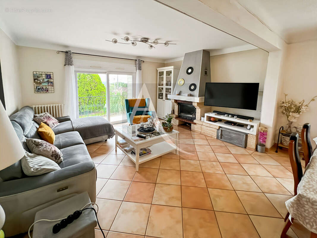 Maison à MONSEMPRON-LIBOS