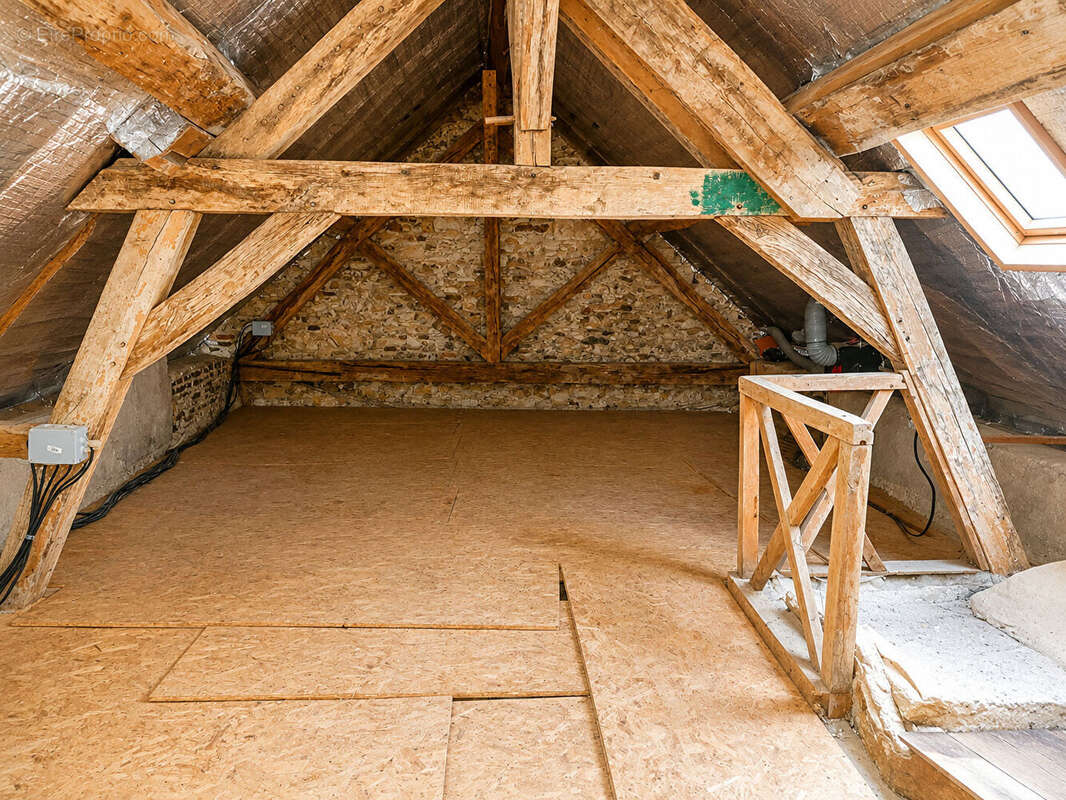 Maison à BARBONNE-FAYEL