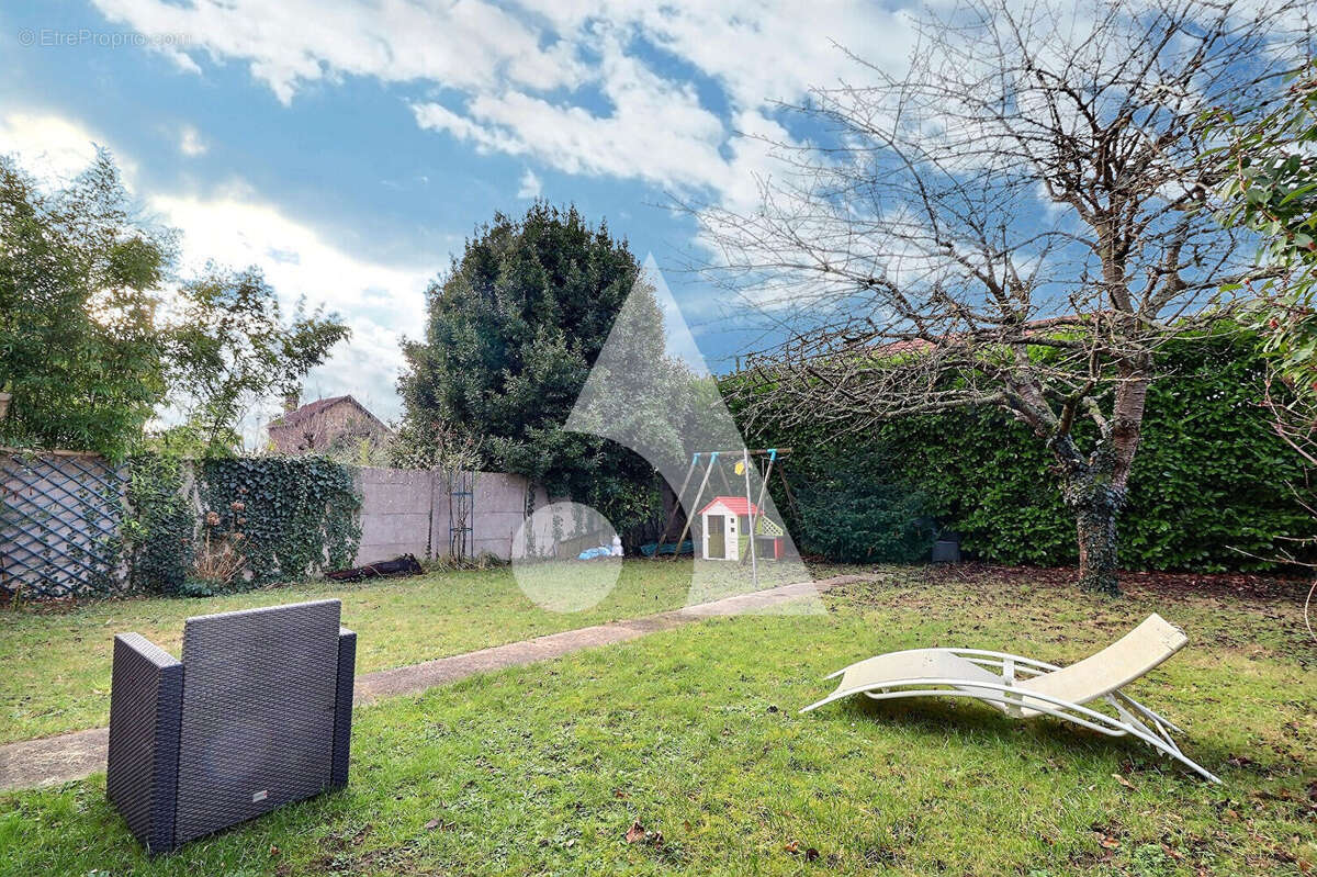 Maison à LE PLESSIS-BOUCHARD