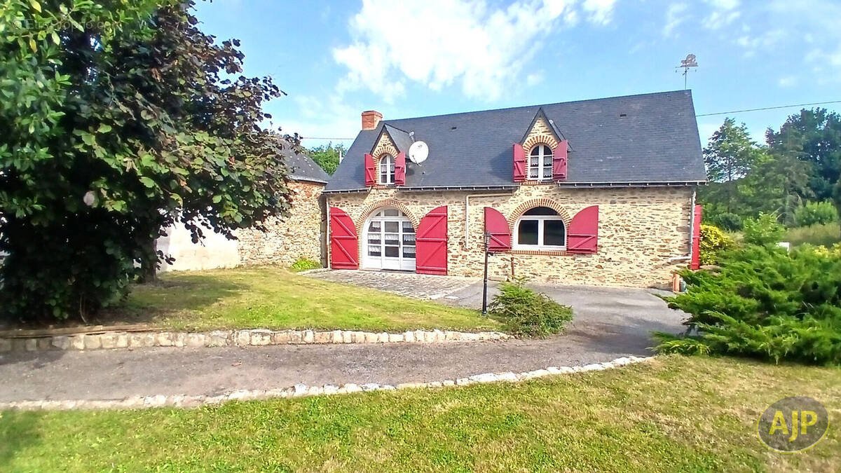 Maison à DREFFEAC