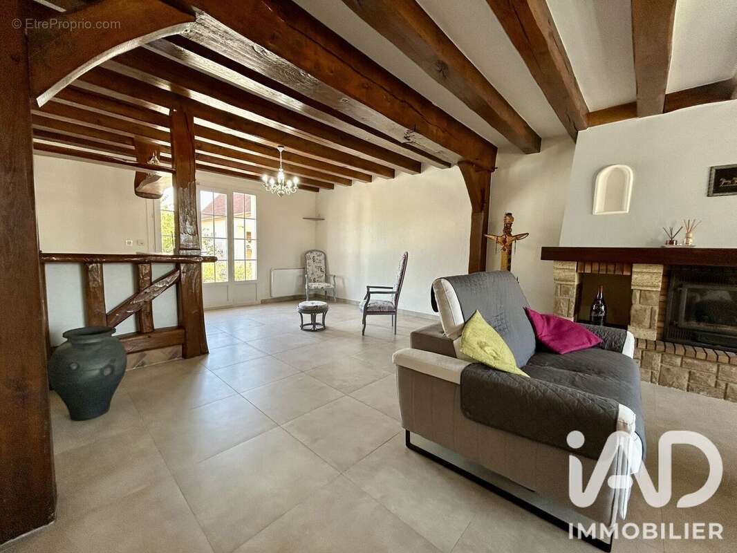 Photo 4 - Maison à SAINT-PRYVE-SAINT-MESMIN