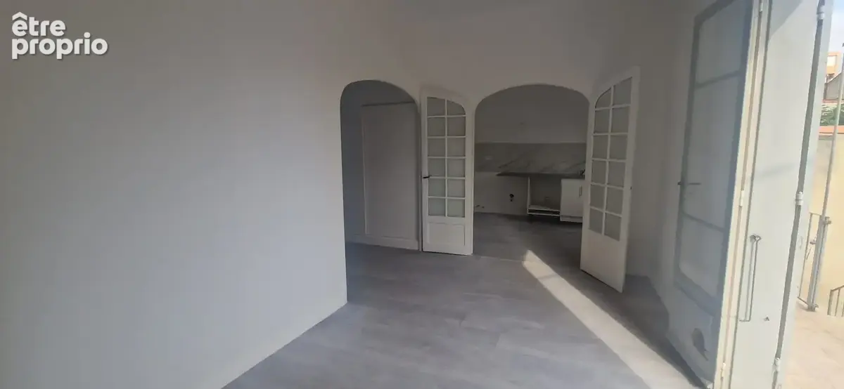 Appartement T4 divisible de 72 m2 + balcon - photo 4