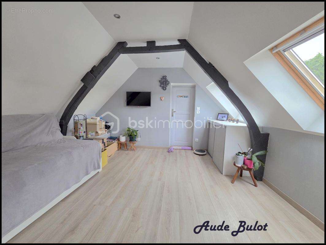 Maison à SAINGHIN-EN-MELANTOIS