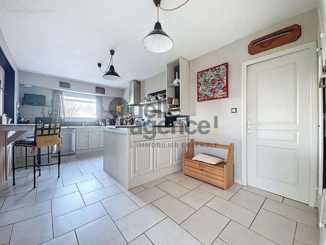 Maison à PLOUGUERNEAU