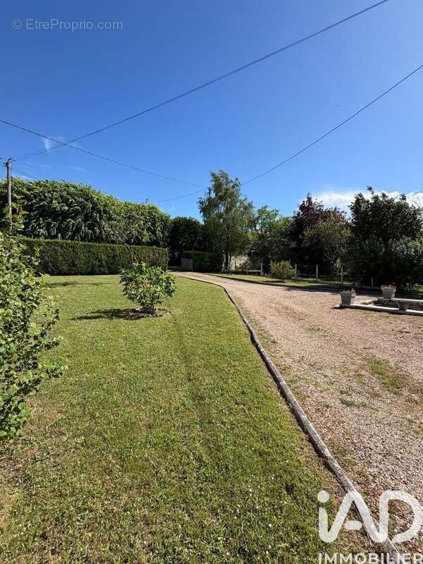Photo 5 - Maison à URY